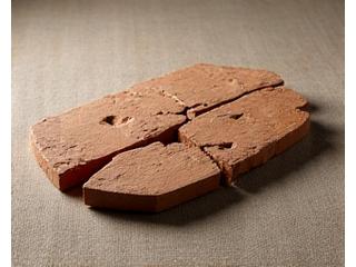 Frammenti di ceramica archeologica restaurati